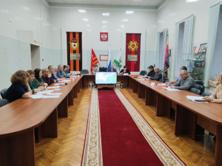 27 ноября 2025 года состоялось заседание Ельнинского окружного Совета депутатов - фото - 1
