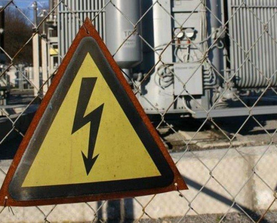 «смоленскэнерго» напоминает: вандализм на энергообъектах уголовно наказуем и смертельно опасен - фото - 1