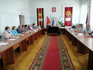 25 мая состоялось заседание Ельнинского районного Совета депутатов - фото - 2