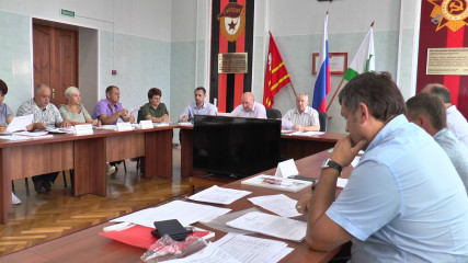 25 августа состоялось заседание Ельнинского районного Совета депутатов - фото - 1